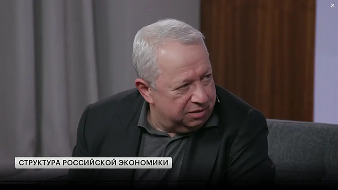 Председатель Совета директоров Группы «Илим» Захар Смушкин принял участие в дискуссии «Внешний или внутренний: рыночные приоритеты России» в эфире РБК.